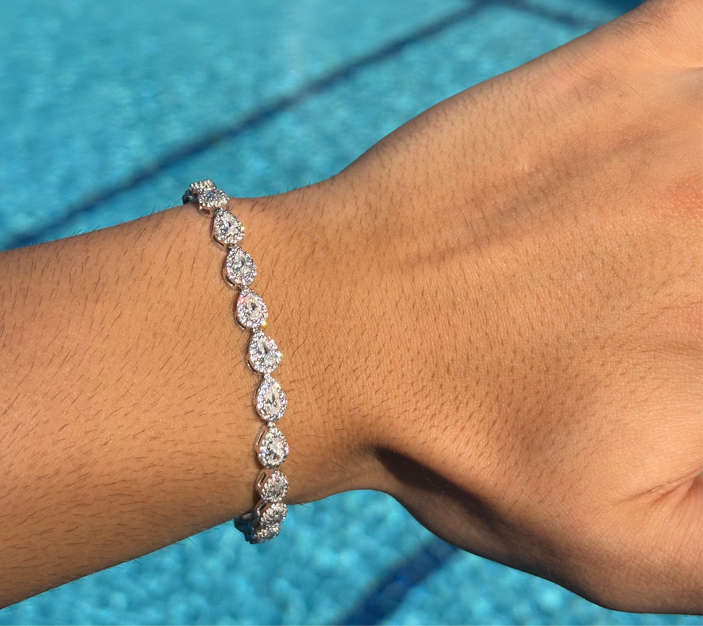 925 Silver Tear Rivière Bracelet