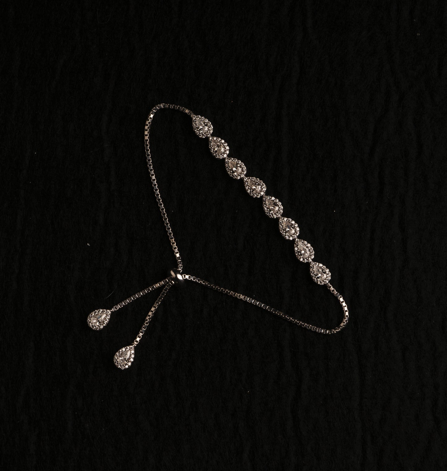 925 Silver Queen Teardrop White Tennis Bracelet