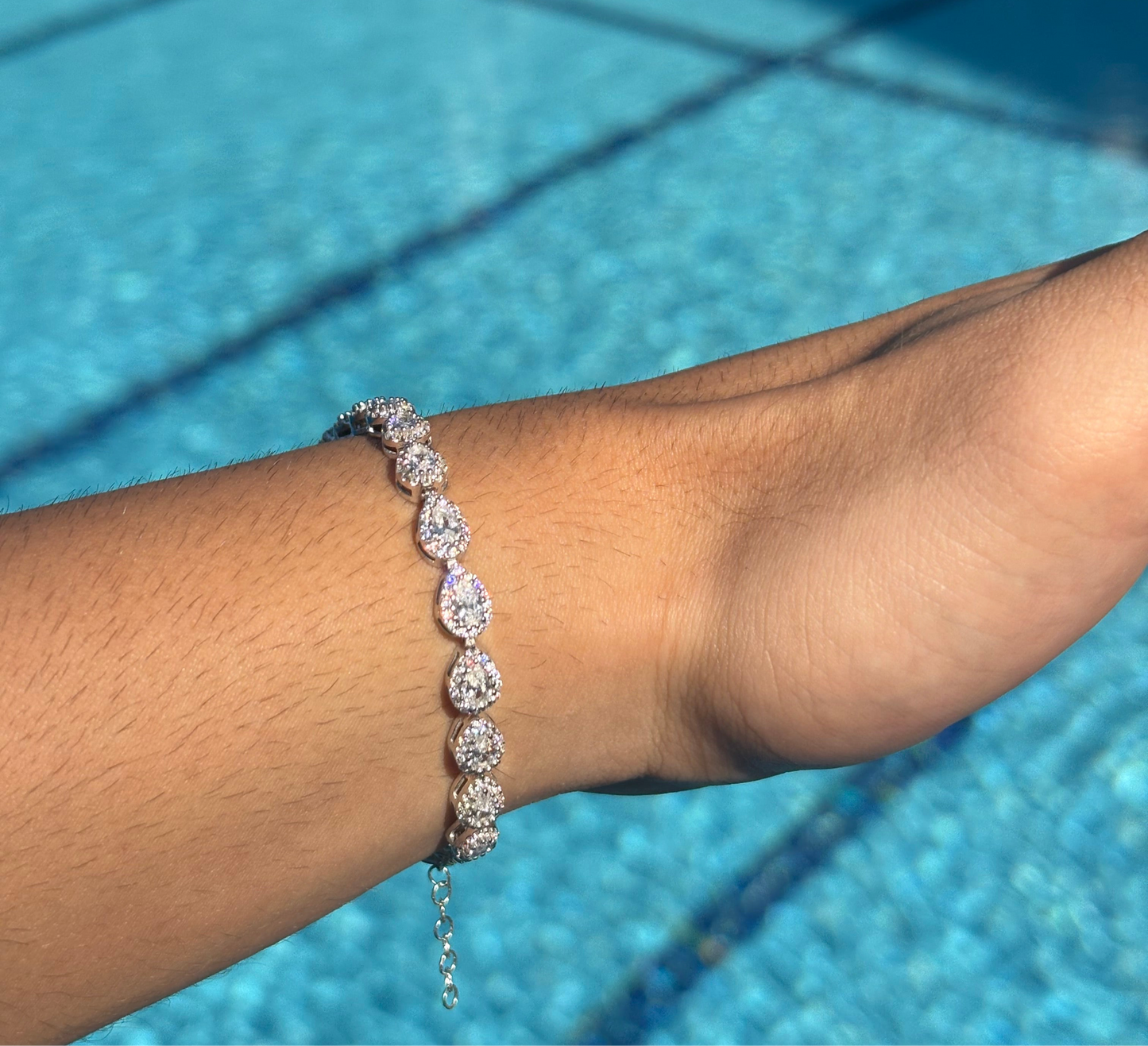 925 Silver Tear Rivière Bracelet