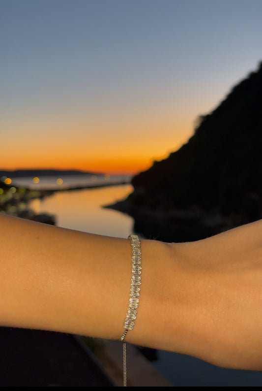 925 Silver Éclat Baguette Tennis Bracelet